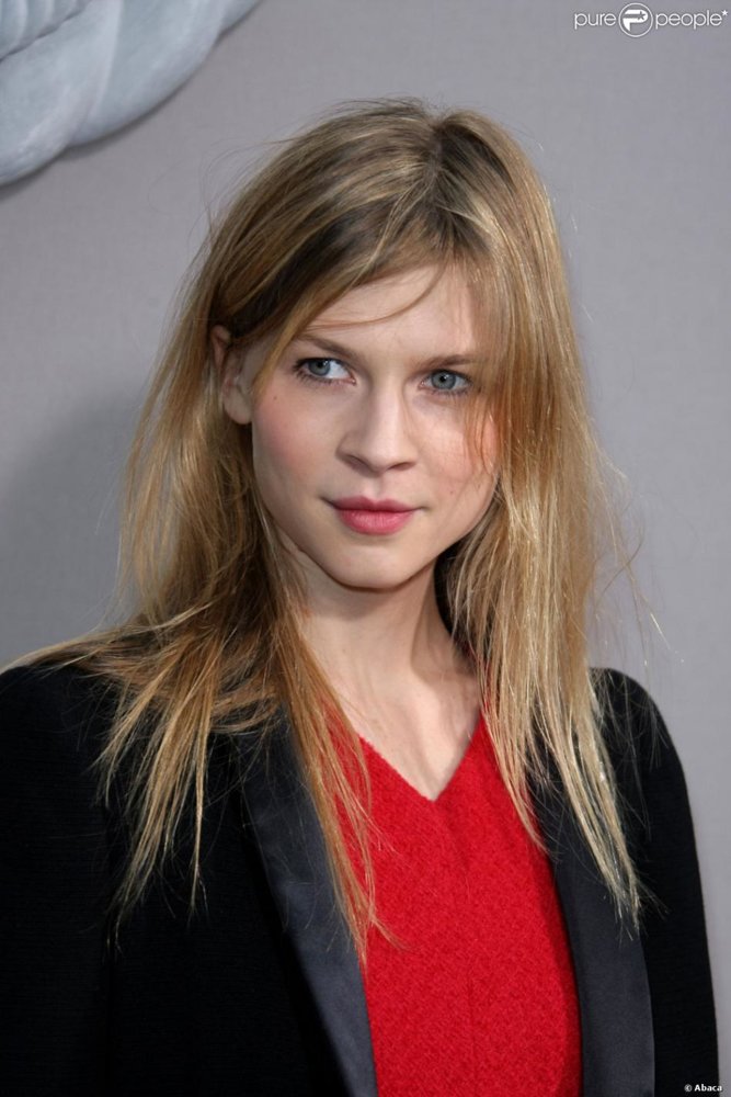 157325-clemence-poesy-950x0-4.jpg
