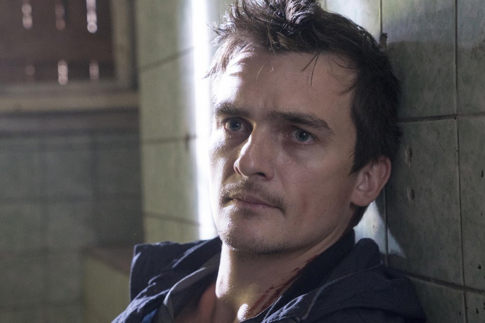 161201-news-homeland-rupert-friend.jpg