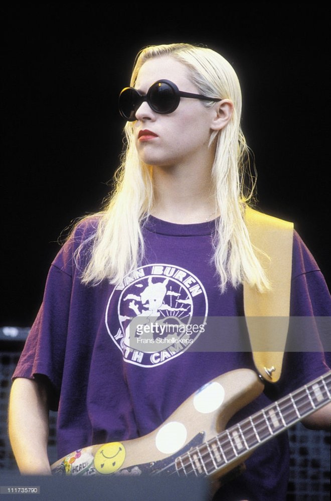 22nd-may-bassist-darcy-wretzky-of-smashing-pumpkins-performs-live-on-picture-id111735790.jpeg