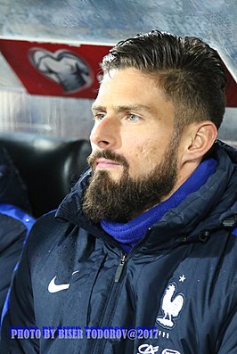 266px-Olivier_Giroud_in_2017.jpg