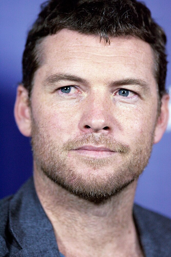 800px-Sam_Worthington_4%2C_2013.jpg
