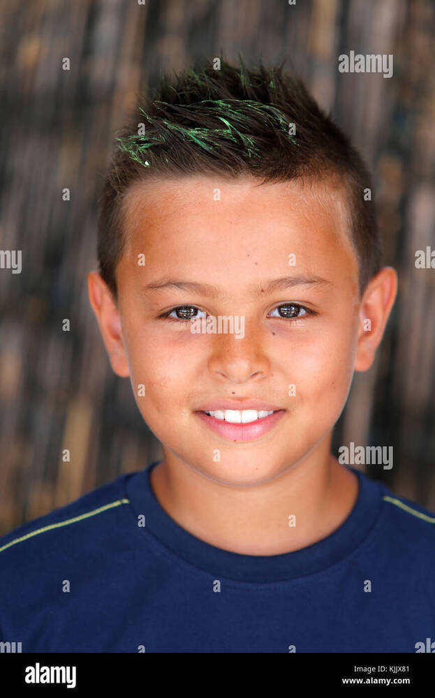 9-year-old-boy-with-green-hair-KJJX81.jpg