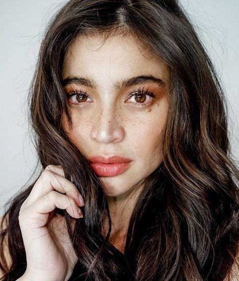 Anne-Curtis.jpg