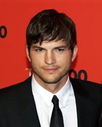 Ashton-Kutcher-Long-Hair.jpg