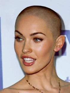 d405dbd42624fe1--bald-women-fashion-womens-fashion.jpg