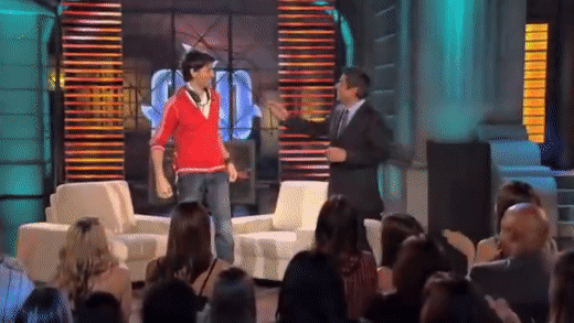 Enrique_Iglesias_Interview_With_George_Lopez_Tonight_2010.gif