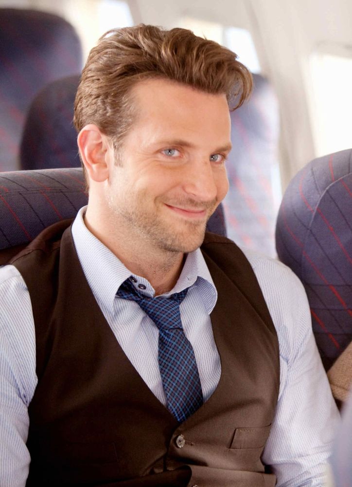 hottie-bradley-cooper-10409246-1324-1829.jpg