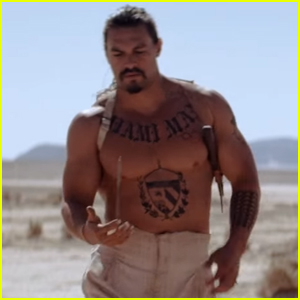 jason-momoa-goes-shirtless-for-the-bad-batch-trailer.jpg