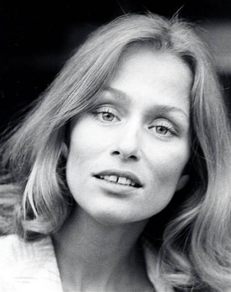 lauren-hutton-archival-today-160201-01_0dffb5b0c9e5bc278b63e75a8e438278.today-inline-large.jpg