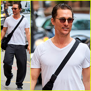 matthew-mcconaughey-steps-out-in-nyc.jpg