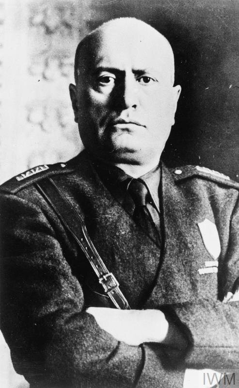 mussolini+portrait.jpg