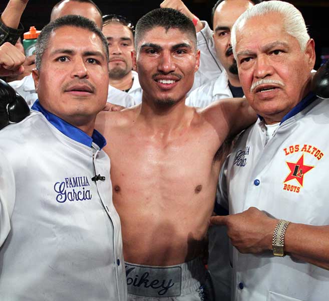 Robert-Garcia-Eduardo-Mikey-Garcia-10-6.jpg