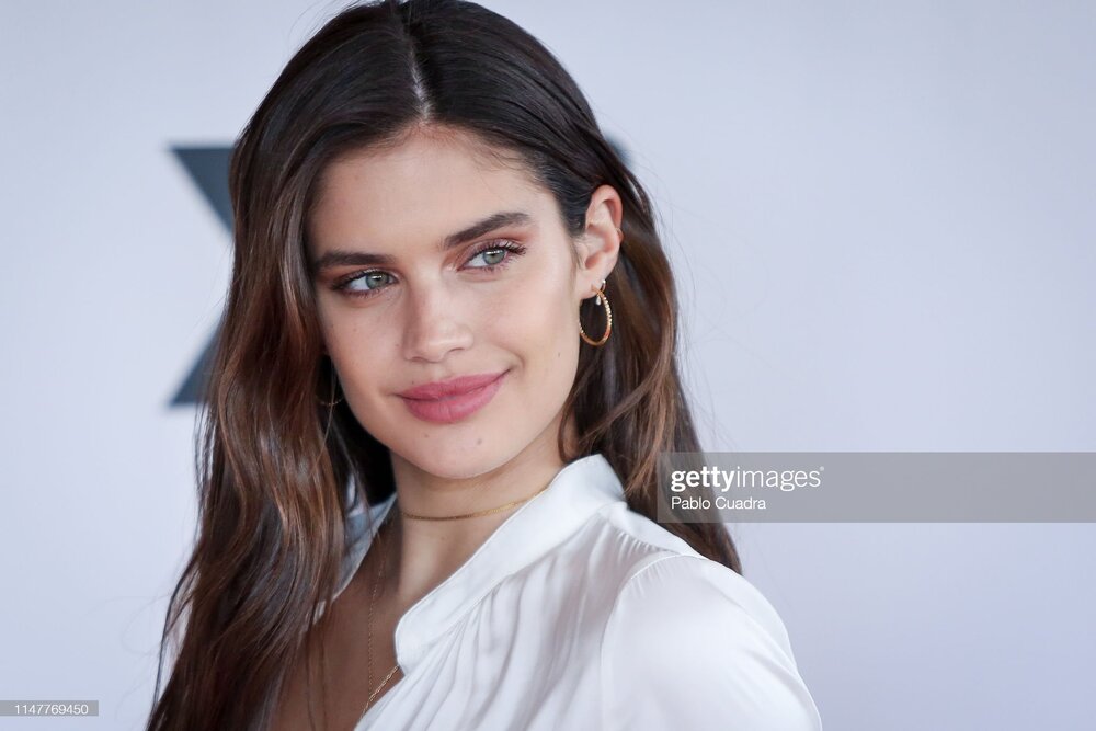 sara-sampaio-presents-xti-new-collection-in-madrid.jpg