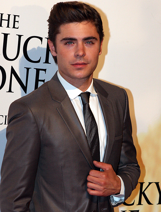 Zac_Efron_2%2C_2012.jpg