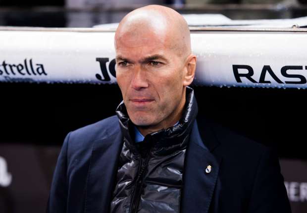zinedine-zidane-cropped_or22oh6kttd61abu7dvj375a1.jpg