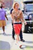 justin-bieber-nyc-shirtless-august-2018-01.jpg