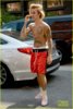 justin-bieber-nyc-shirtless-august-2018-02.jpg