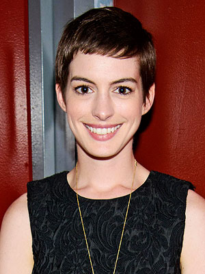 anne-hathaway-1-300x400.jpg