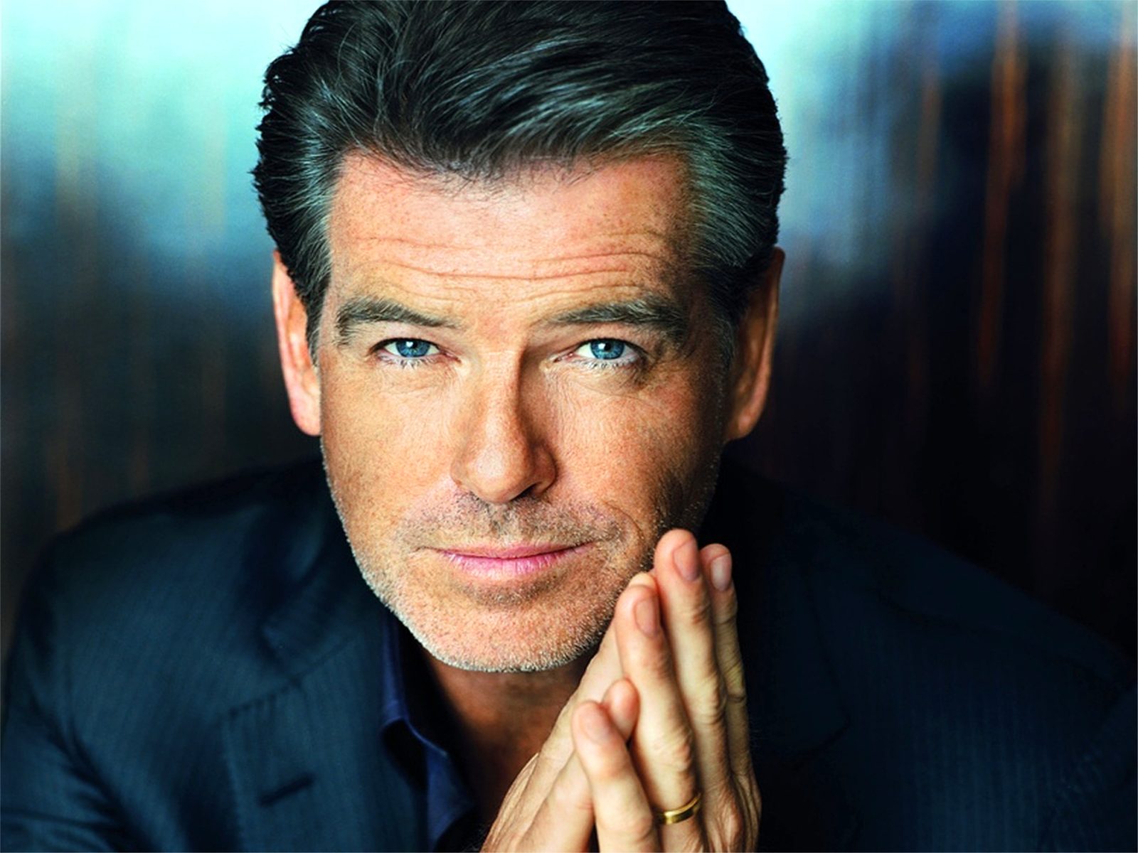 pierce-brosnan-coll_100223-1600x1200.jpg