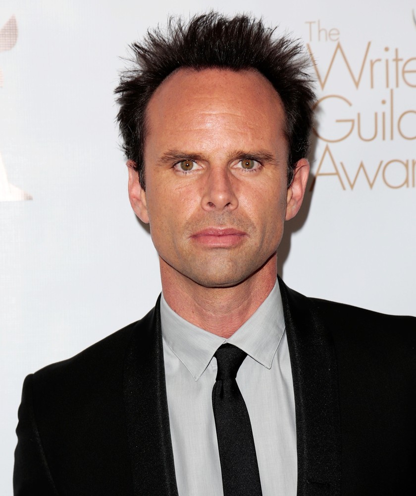 walton-goggins-2013-writers-guild-awards-01.jpg