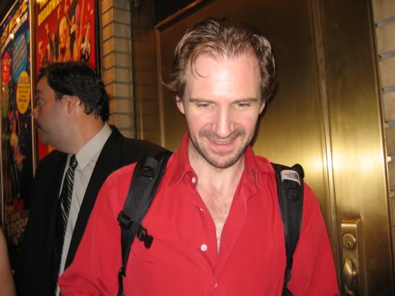 RalphFiennes36-24-06.jpg