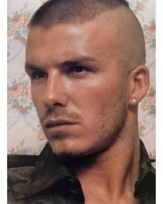 David+Beckham+with+punky+bald+head.jpg