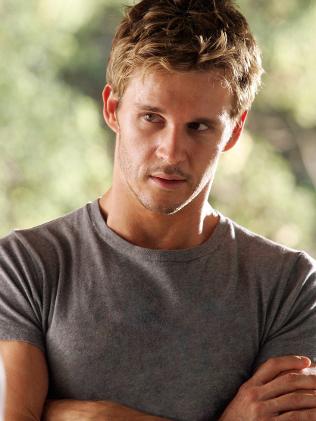 742349-ryan-kwanten-in-true-blood.jpg